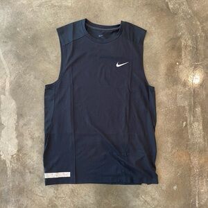 Nike men’s tank
